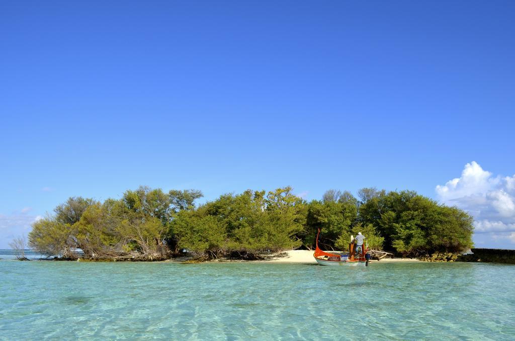 Maldives Seashine Hotel Huraa Exterior photo