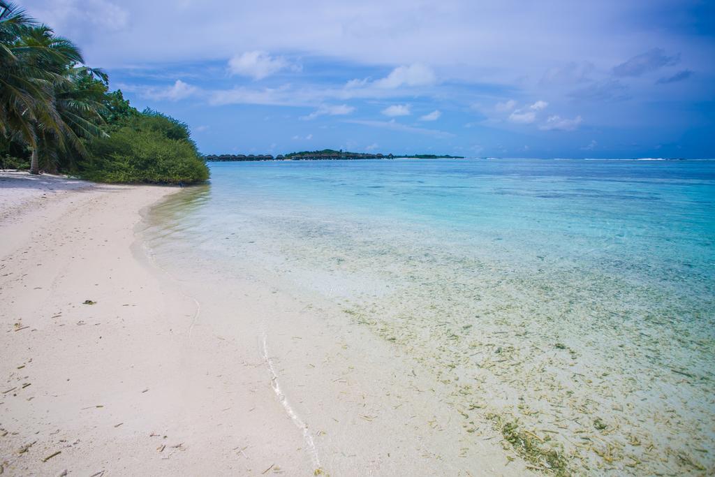 Maldives Seashine Hotel Huraa Exterior photo