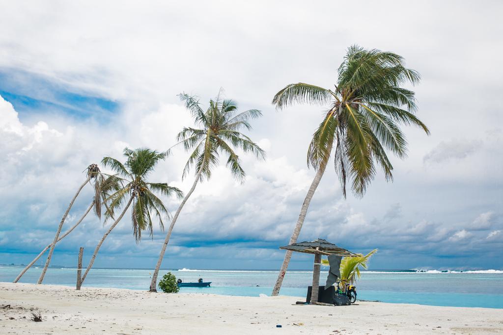 Maldives Seashine Hotel Huraa Exterior photo